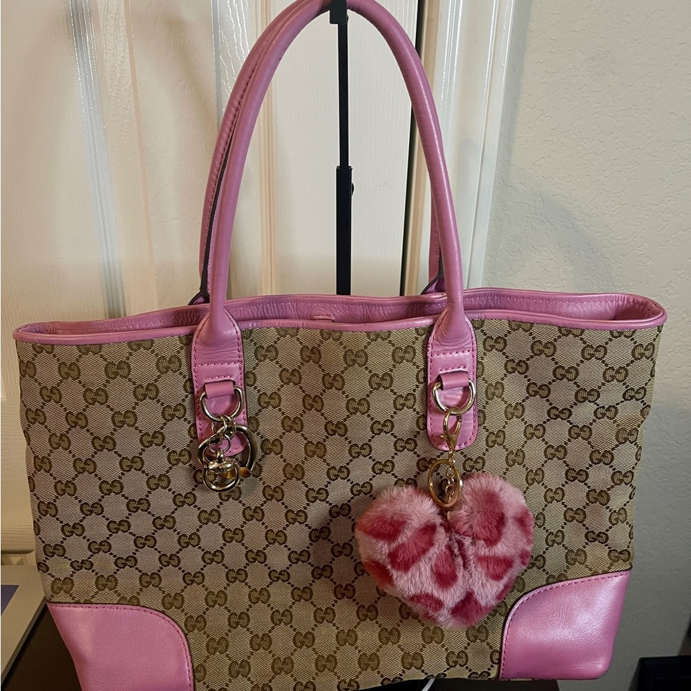Gucci Beige GG Canvas Tote with Pink Leather Trim - Picture 9 of 11